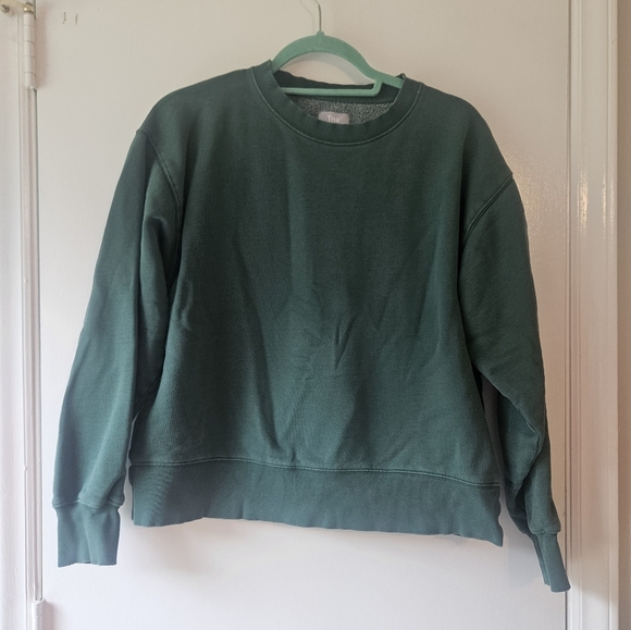 TNA Tops - TNA Cozy Green Crewneck Sweatshirt